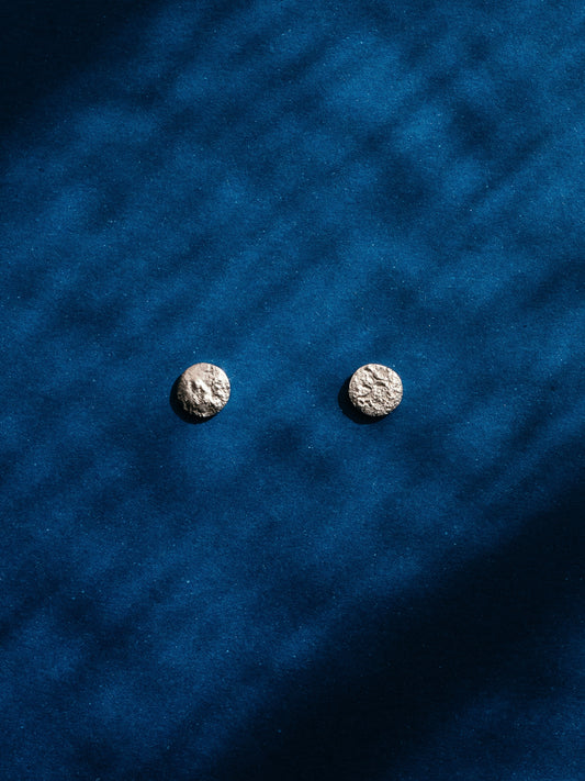 Luna Studs