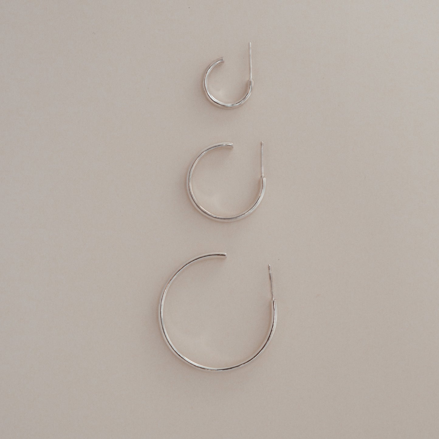 Pythia Hoops Medium