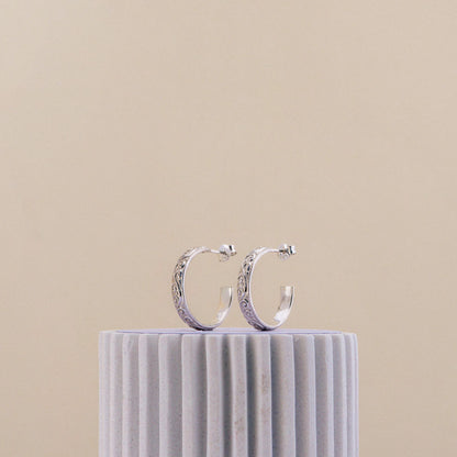 Esmeralda Hoops Medium